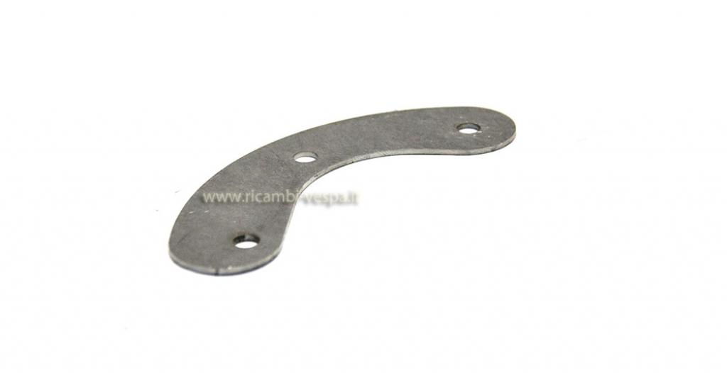 Mudguard reinforcing plate 