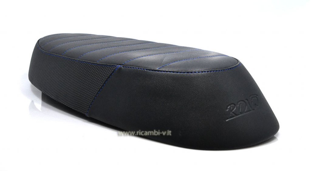 Sella completa sport RDV Race one V2.0 di colore nero cuciture blu per Vespa 50/90/125 Special-Primavera-ET3 