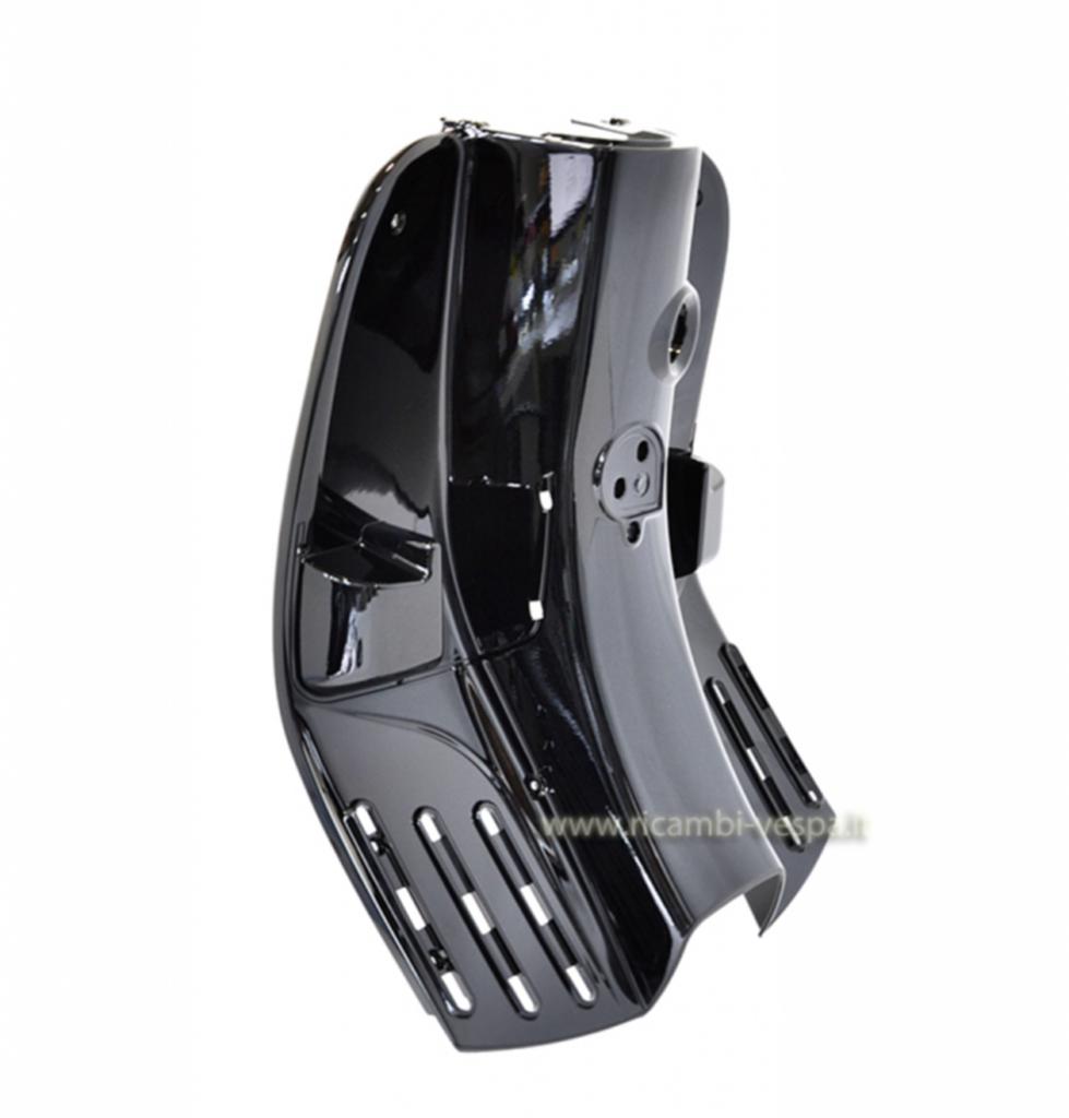 Inner legshield cover, black plastic 