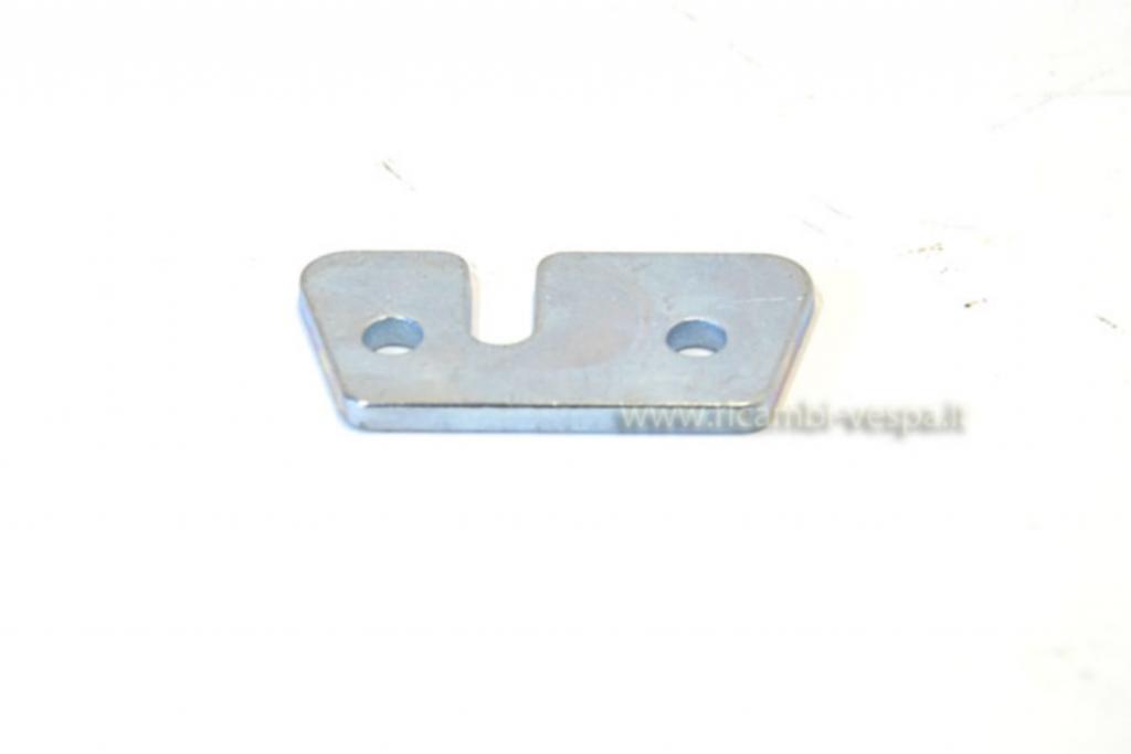 Handlebar sheath holding plate 